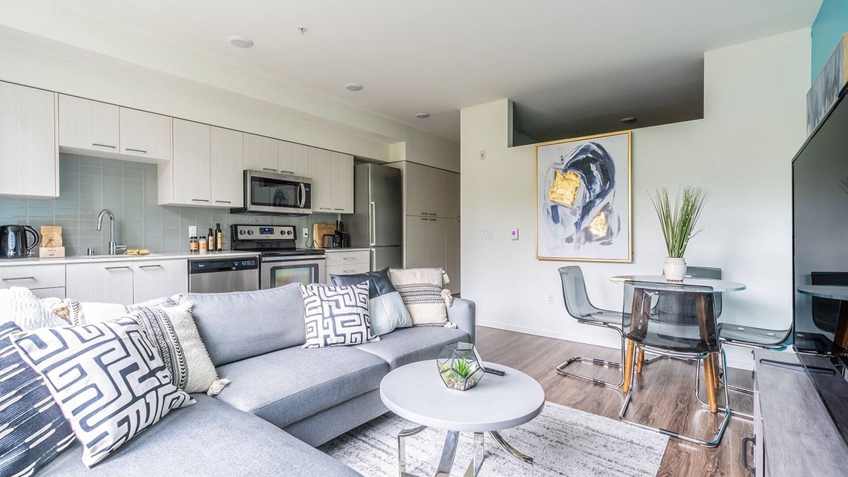 Mercer Island Apartment | 1BR | Lounge, Gym | Mercer Island | Sophari E