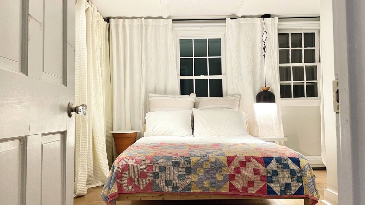 Newton Upper Falls Apartment | 1br Private Apartment Efficiency Unit Renovated Bathroom Kitchen