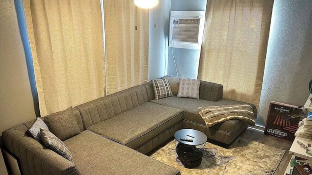 Bay City Apartment | 1BR Retreat: 2 BD Beach & Shops