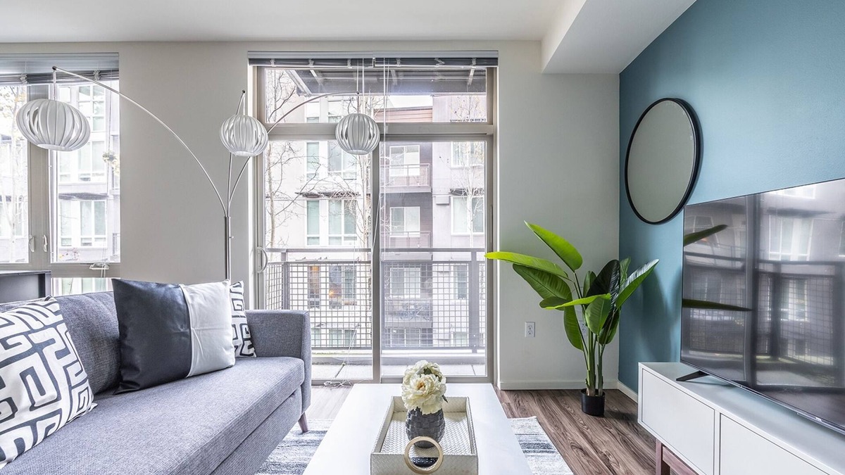 Mercer Island Apartment | 1BR | Rooftop, Gym | Mercer Island | Sophari E