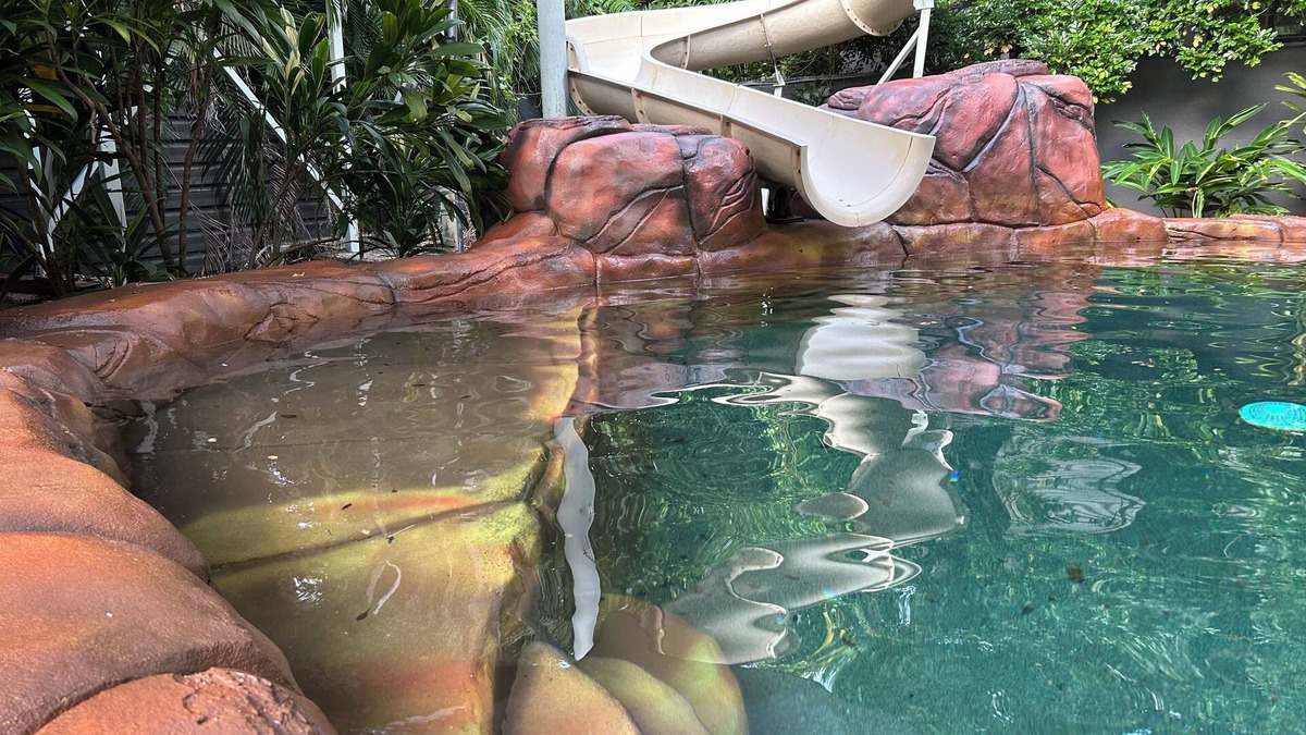 Parap Apartment | 1BR (sleeps 3) - private, modern granny flat with large shaded pool