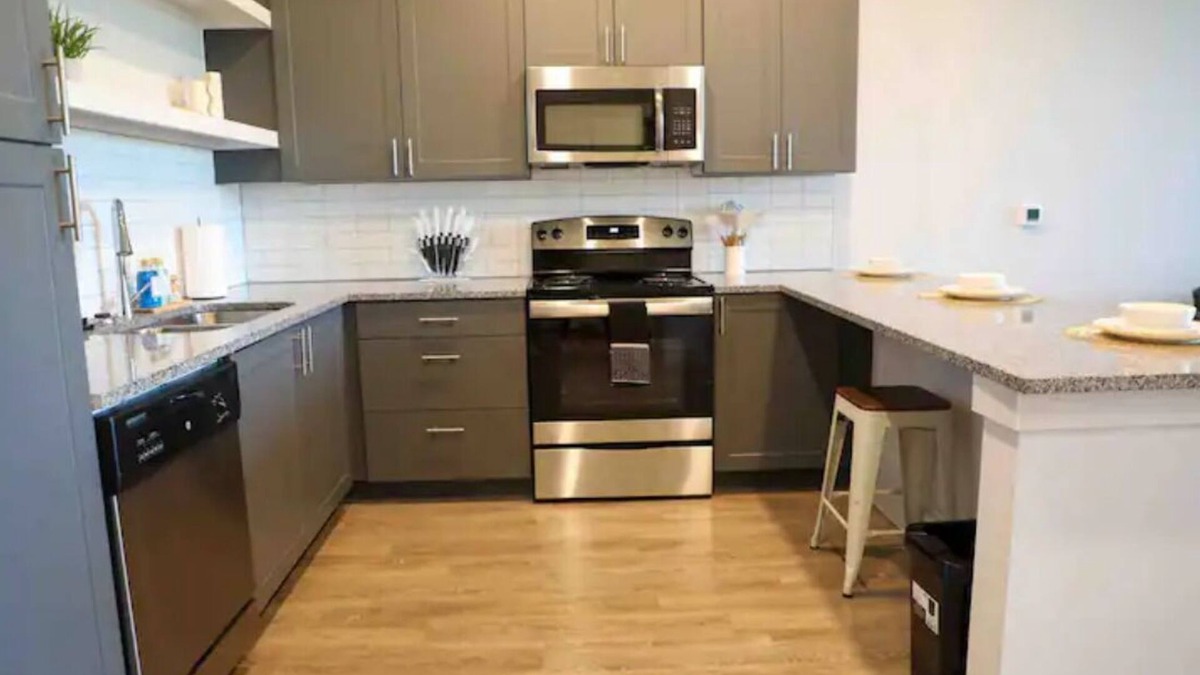 Pflugerville Apartment | 1BR Suite w/Pool Near Downtown Austin, TX
