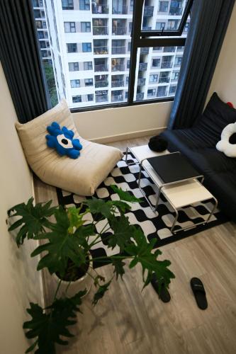 Gia Lam Apartment | 1BR Vinhomes Apt Balcony! Bauhaus Style Cozy House