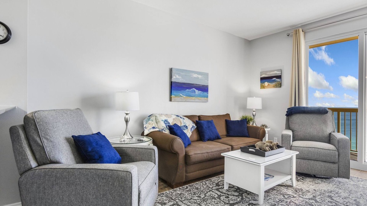 Panama City Beach Condo | 1PM Early Check In! Beachfront! Walk to Pier Park! Beach Chair Service included