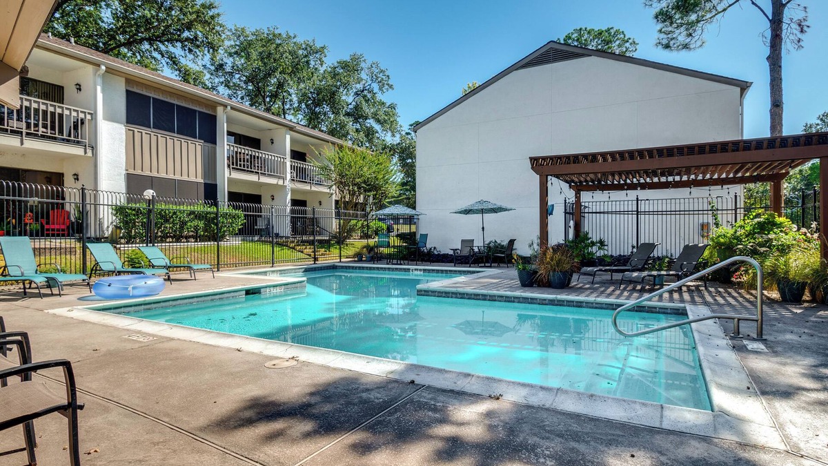 Walden on Lake Conroe Condo | 1st-Floor Condo in Walden: Walk to Pool & Lake!