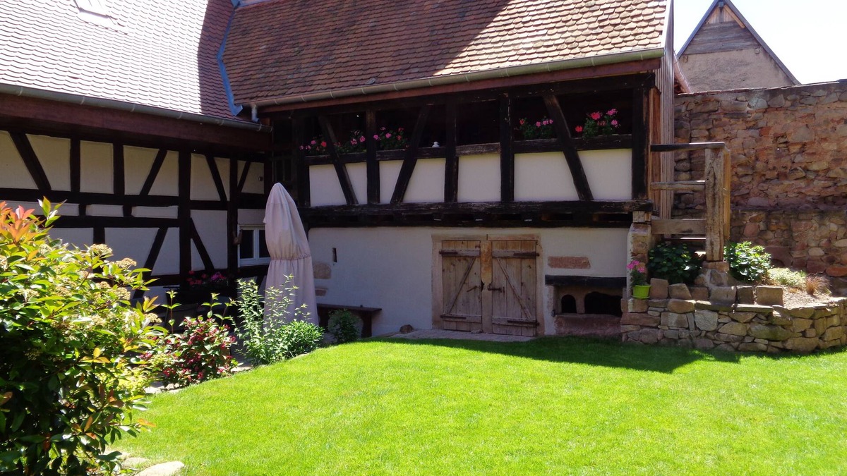 Dambach-la-Ville Cottage | 1st Floor Cooperers' Cottage