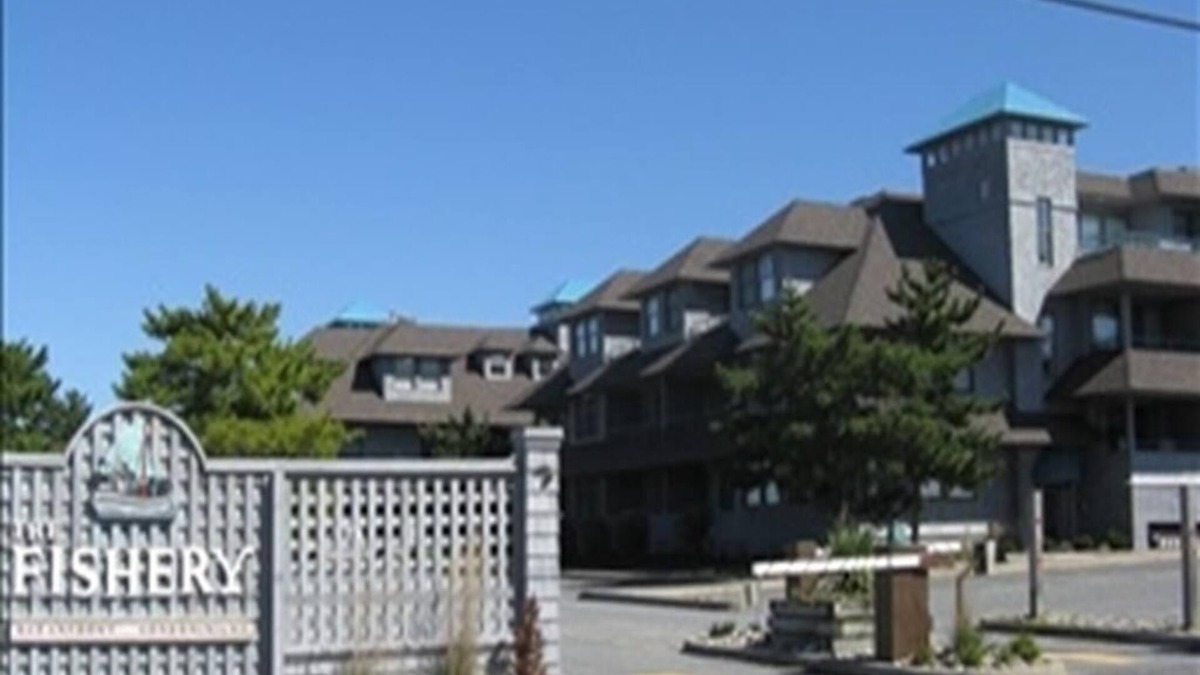 Surf City Condo | 1St floor Fishery Condo