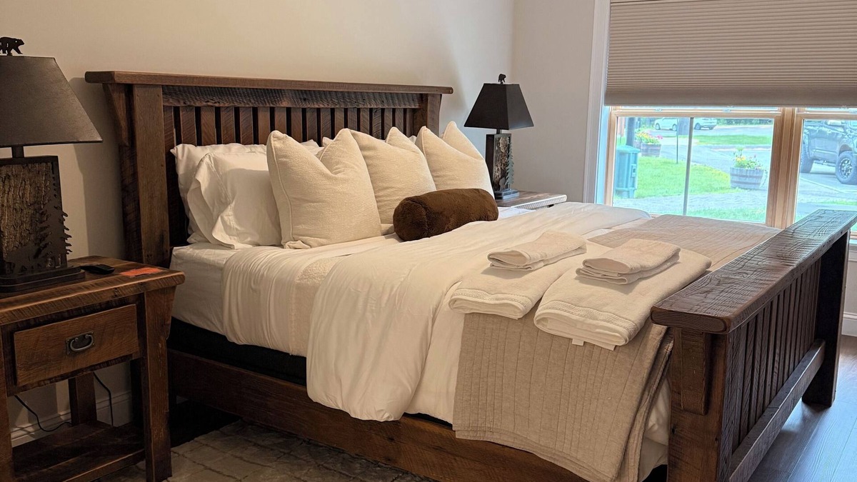 North Conway Condo | 1st Floor SKI-IN SKI-OUT Condo at Cranmore Mountain Resort