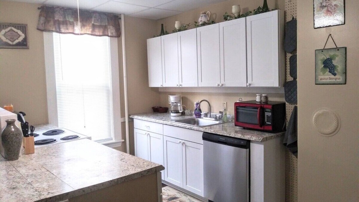 Concord Apartment | 1st Floor Suite in the Heart of Concord