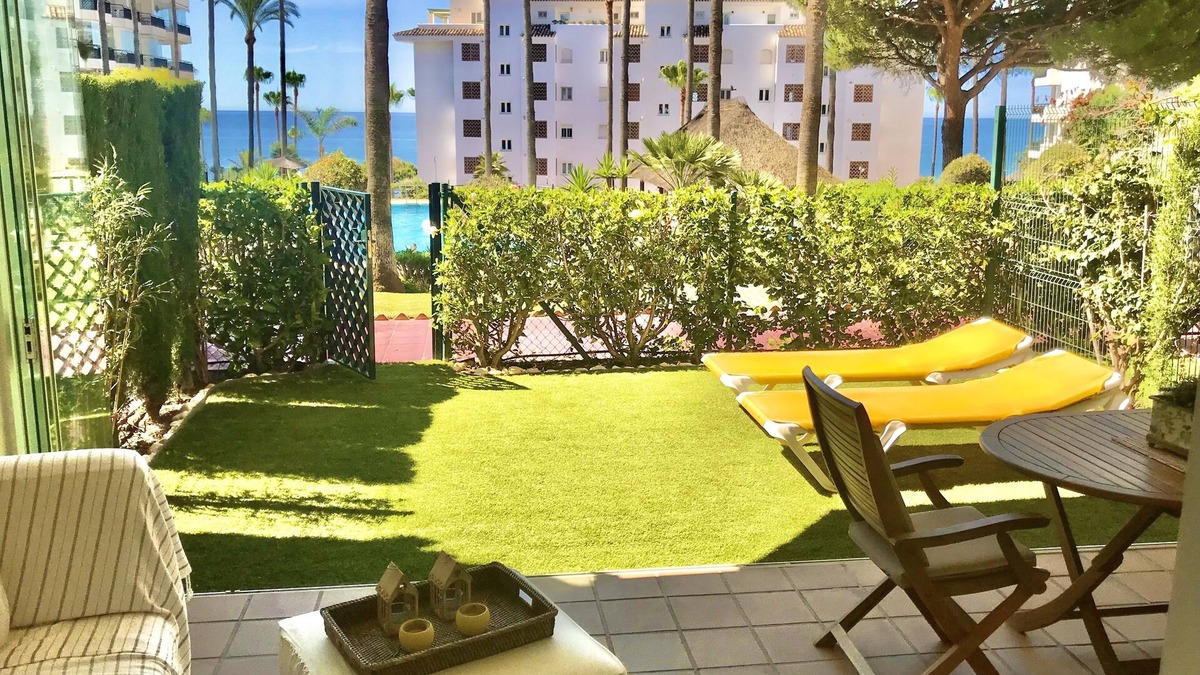 Sitio de Calahonda Apartment | 1st line beach - Private Garden + Large Terrace. Well-appointed. Comfortable