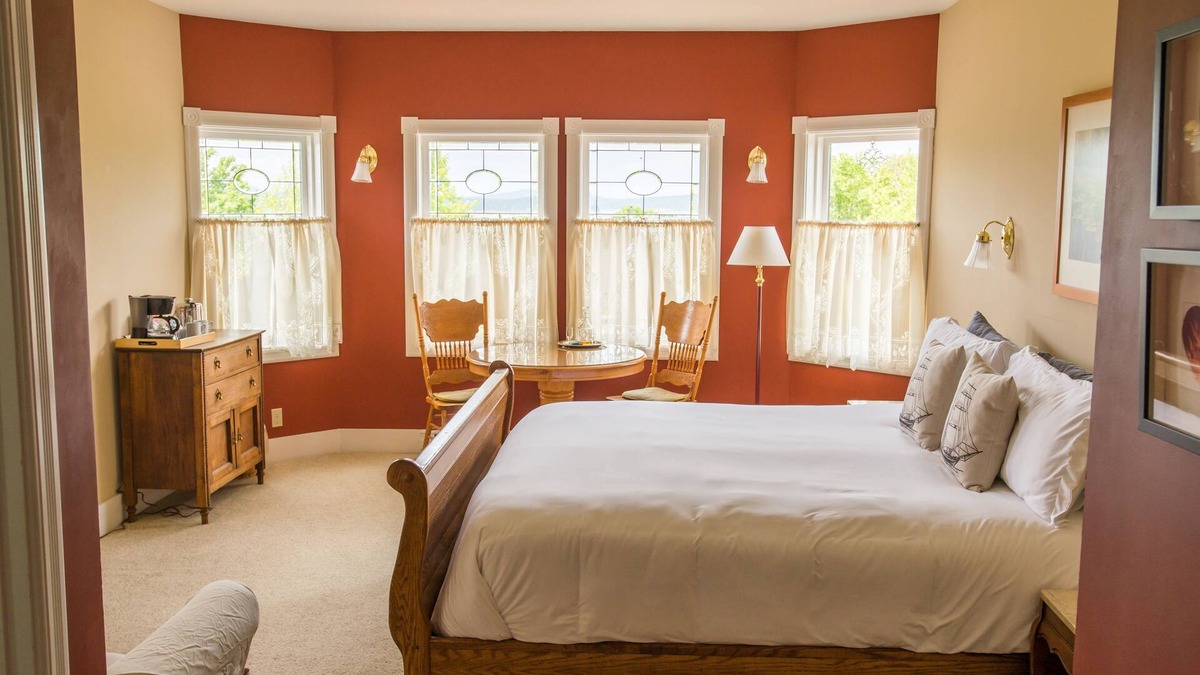 Lopez Island Apartment | ⛵#1TripAdvisor San Juan Islands^King Suite^Water Views^Walk to Everything^WIFI⛵