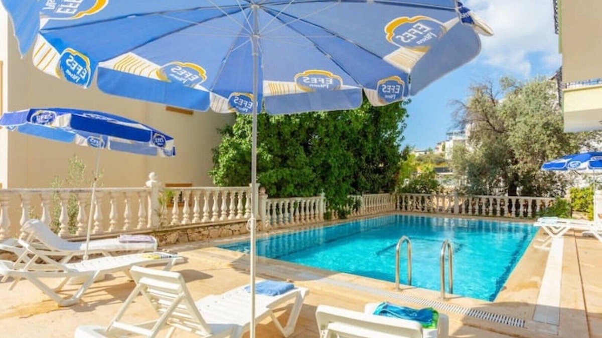 Kalkan Resort | 2+1 Apart-Azalea Close to the Beach in the Center of Kalkan