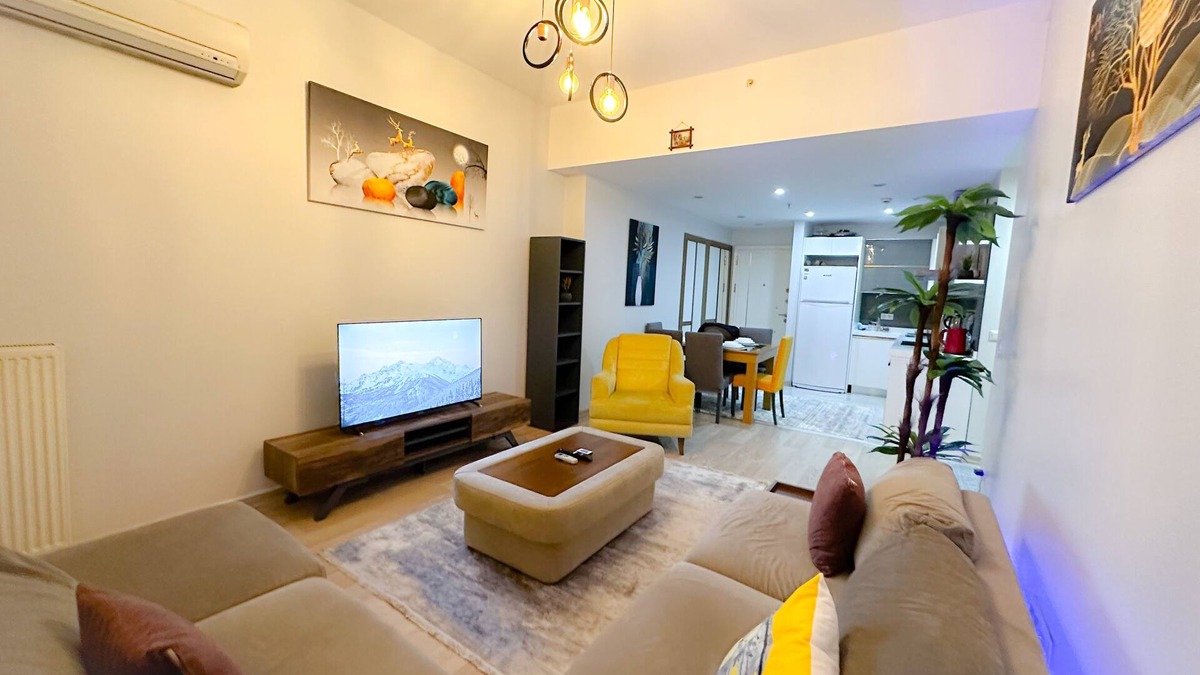 Basaksehir Apartment | 2+1 Modern Residence in Medikule