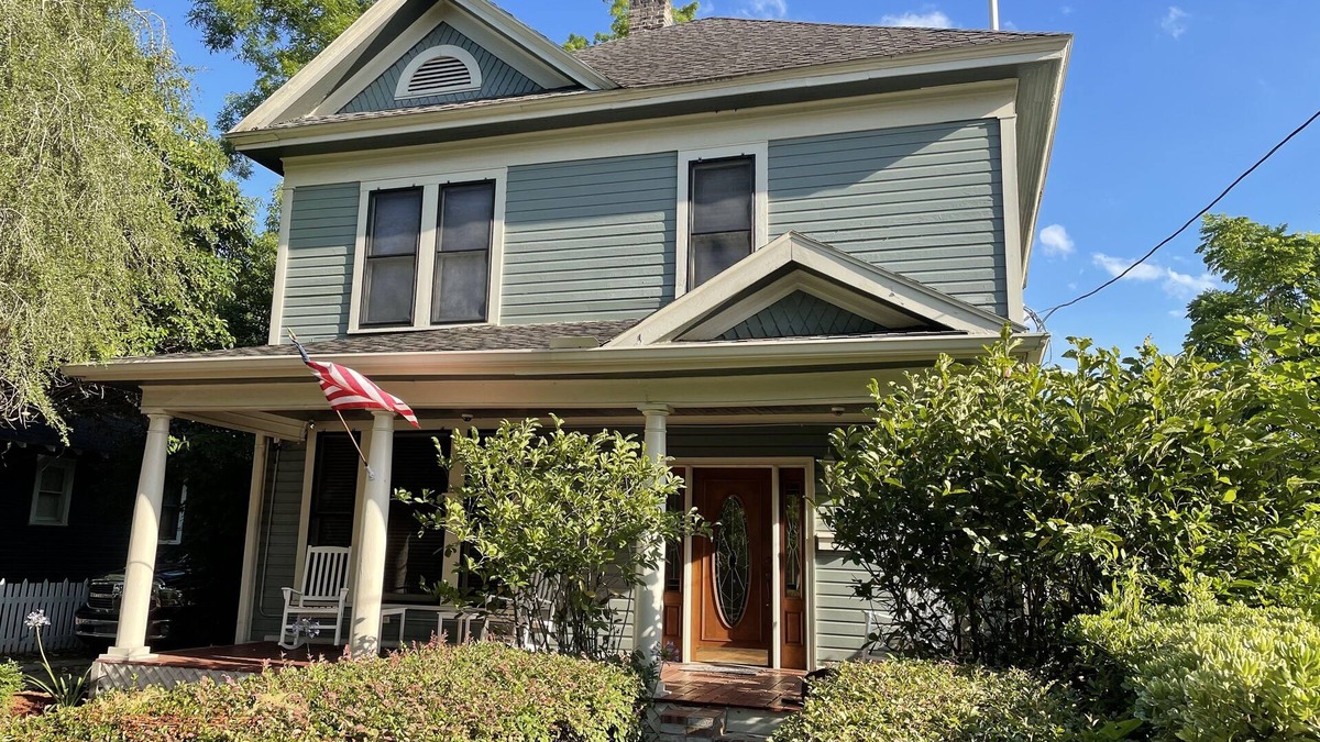 Ocala Apartment | 2/2 Apt downtown in restored historic home yr 1891