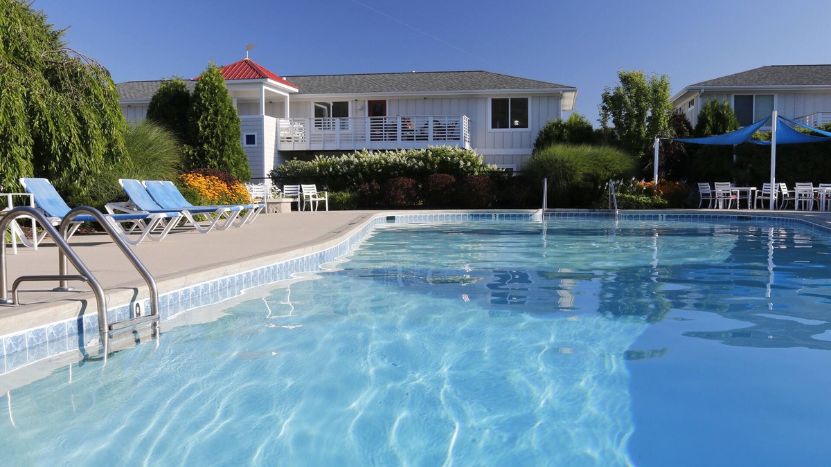 Douglas Condo | 2/2 Condo - Close to downtown Douglas, Saugatuck and Oval Beach