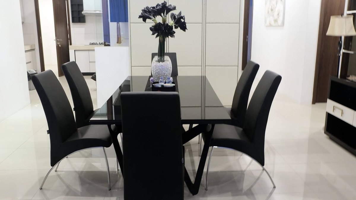 Jakarta Apartment | 2/3/4/5 Bedroom Luxury Spacious St. Moritz Presidential Puri By Travelio