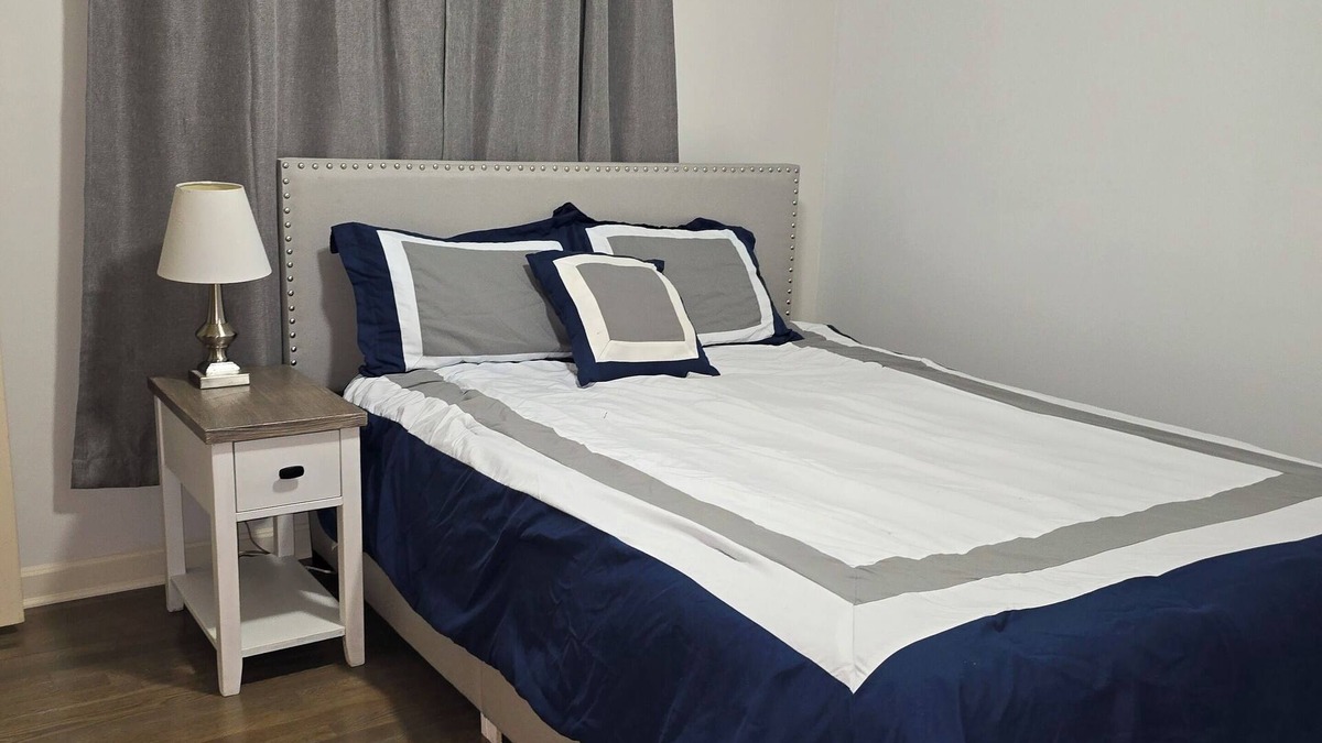 Marietta House | 2# Affordable, no clean fee safe & Clean Room.