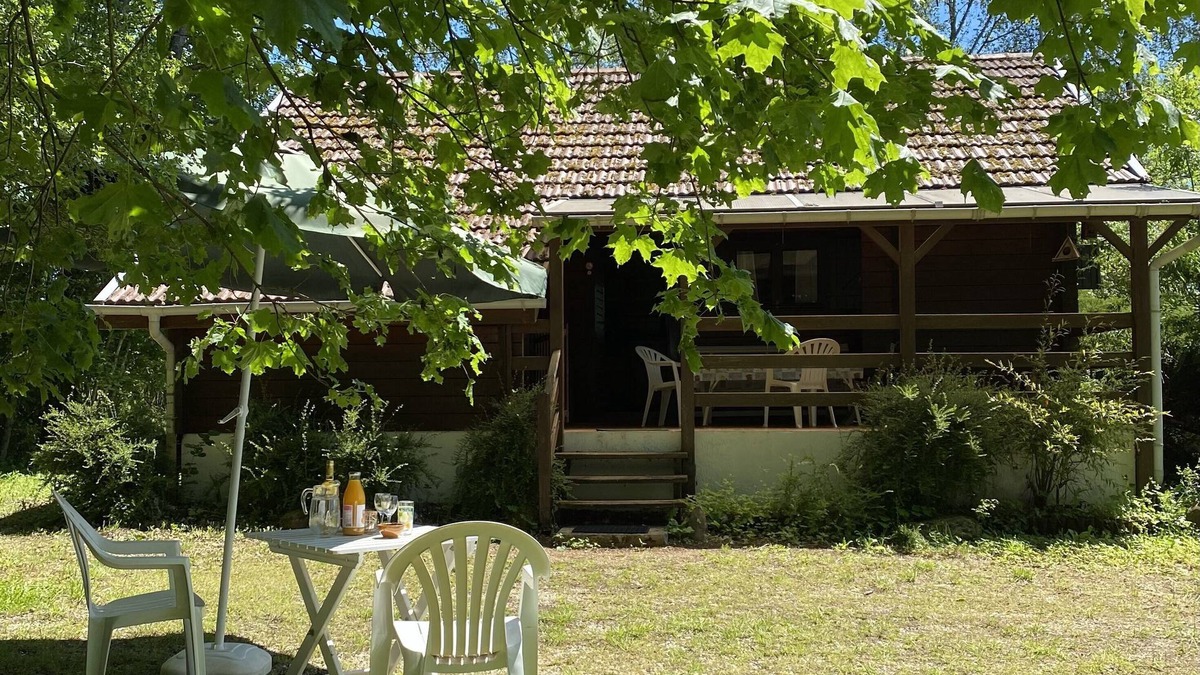 Chaume-et-Courchamp Ski Chalet | 2-bedroom house near Dijon and Beaune with 360° views of nature.