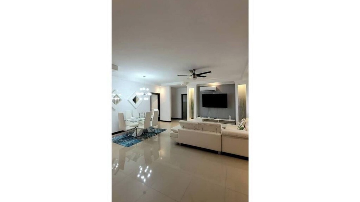 Rollington Town Condo | 2 B/room upscale location, pool, security, laundry