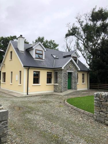 Carndonagh House | 2 Ballyloskey Road