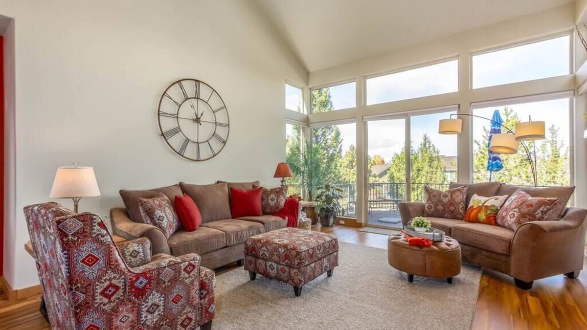 Redmond House | 2 Bd/2 Bth, Eagle Crest Resort, Resort Amenities!