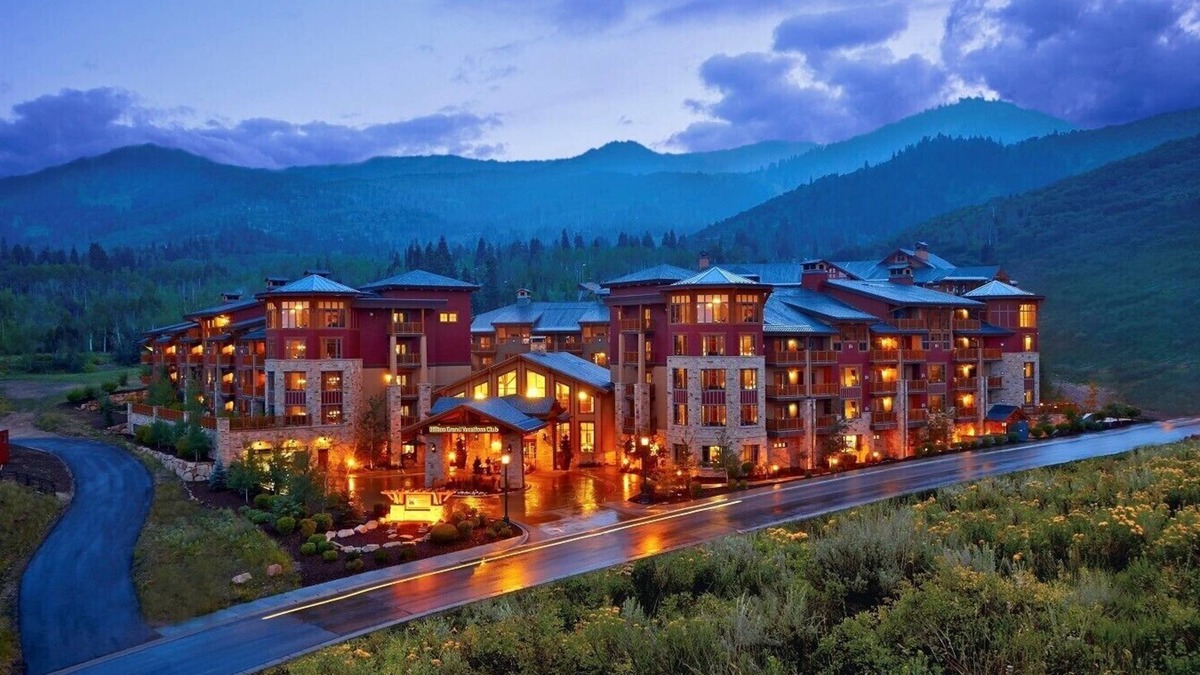 Park City Cabin | 2 Bd 3 BA Ski/Ski Out at Hilton Sunrise Lodge Hotel in Canyons Village Park