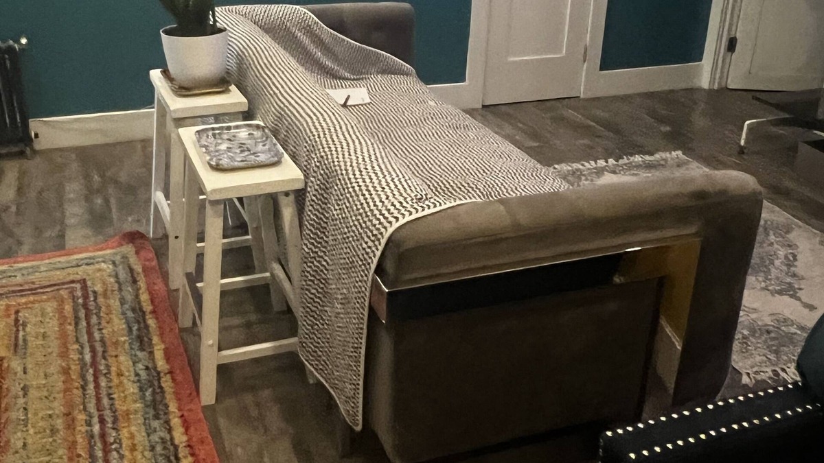 Fort George Apartment | 2 bdrm up-Manhattan. Near 1, A trains. Bk 60 days 5k rate + tax, fees,VRBO