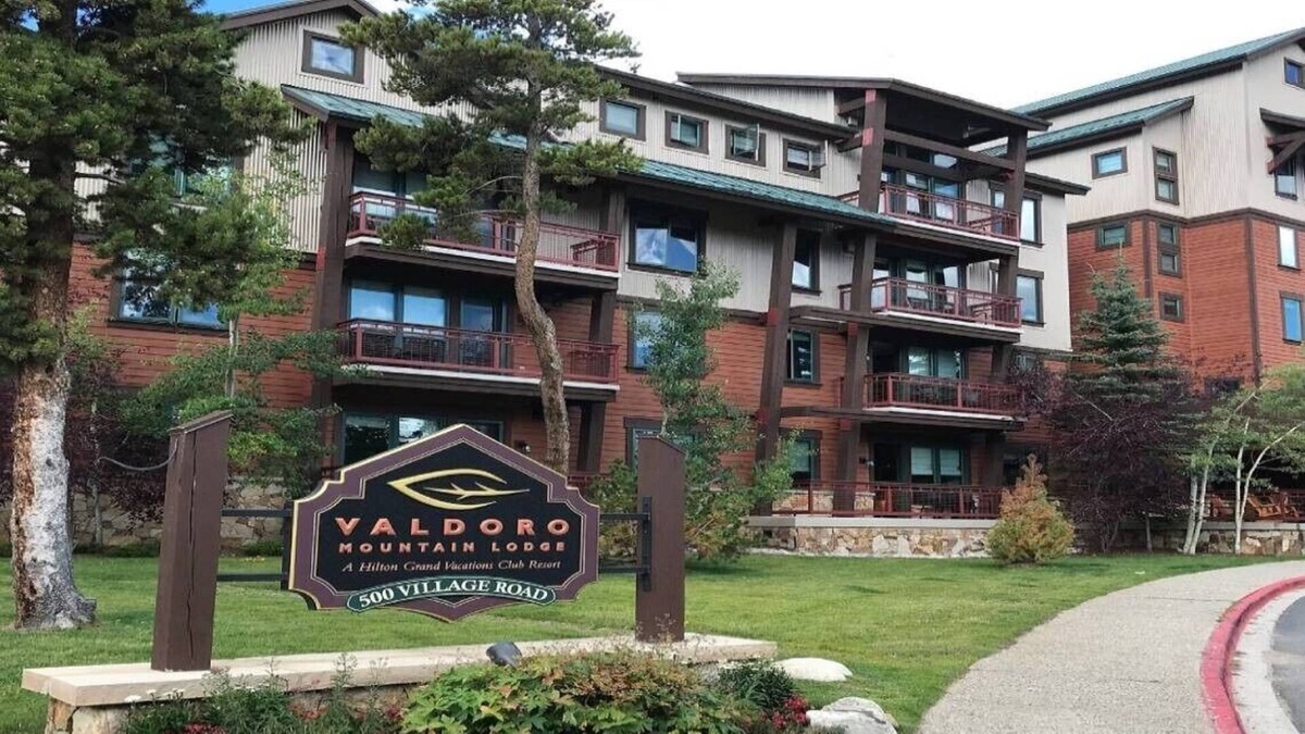 Peak 9 Villa | 2 Beautiful Bedrooms at HGVC Valdoro Mountain Lodge Breckenridge
