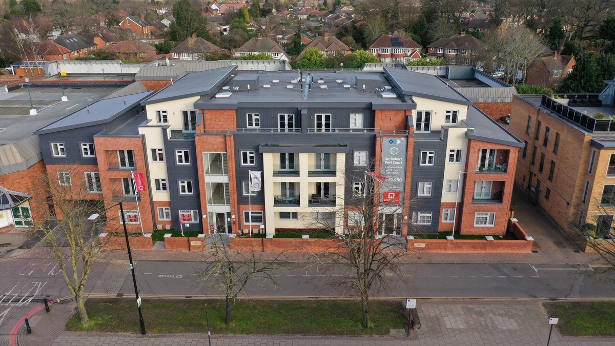 Shirley Apartment | 2 Bed 2 Bath Apartment in Shirley, Solihull