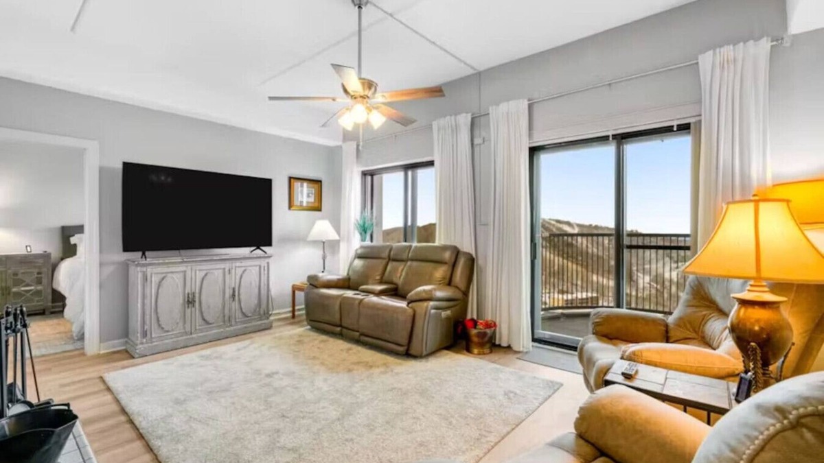 Sugar Mountain Apartment | 2 bed/2 bath Condo w/Amenities!