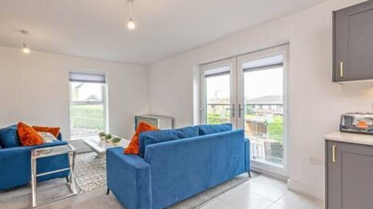 Heswall Apartment | 2 Bed Apartment Ground Floor Apt - Gospel Heights