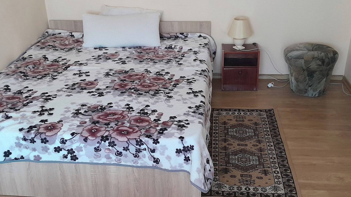 Focsani Apartment | 2 Bed appt-Balcony-Pet Friendly-City Centre