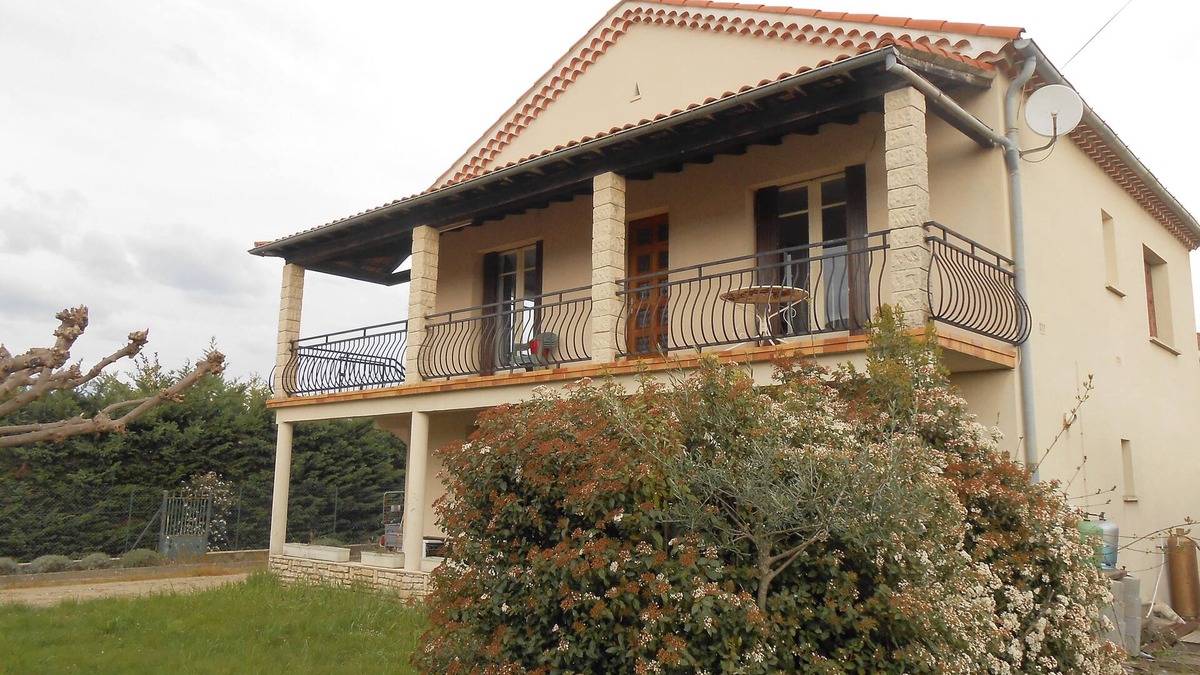 Saint-Hilaire-de-Brethmas Villa | 2 Bedroom Villa in Cévennes, Saint-Hilaire-de-Brethmas