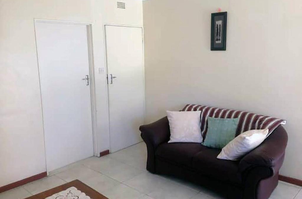 Harare Apartment | 2 bed guesthouse in Mabelreign - 2012