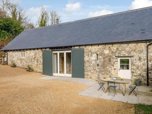 Fonthill Bishop House | 2 Bed in Tisbury 78165