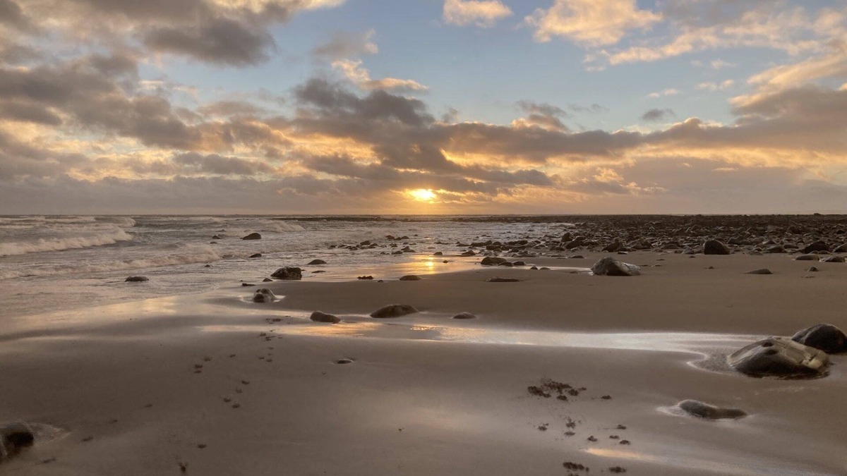 Monreith Cabin | 2 Bed-sleeps4-beachfront-free Parking