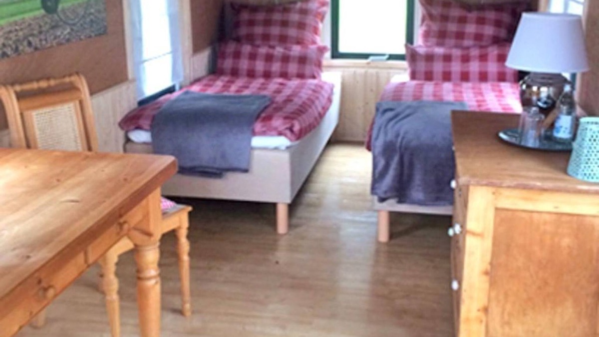 Bongard Other | 2-bed vacation apartment shower/WC, incl. donkey hike - Donkey hike Eifel,
