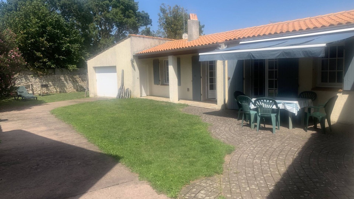 Le Grand-Village-Plage House | 2 Bedroom Private vacation home in Le Grand-Village-Plage