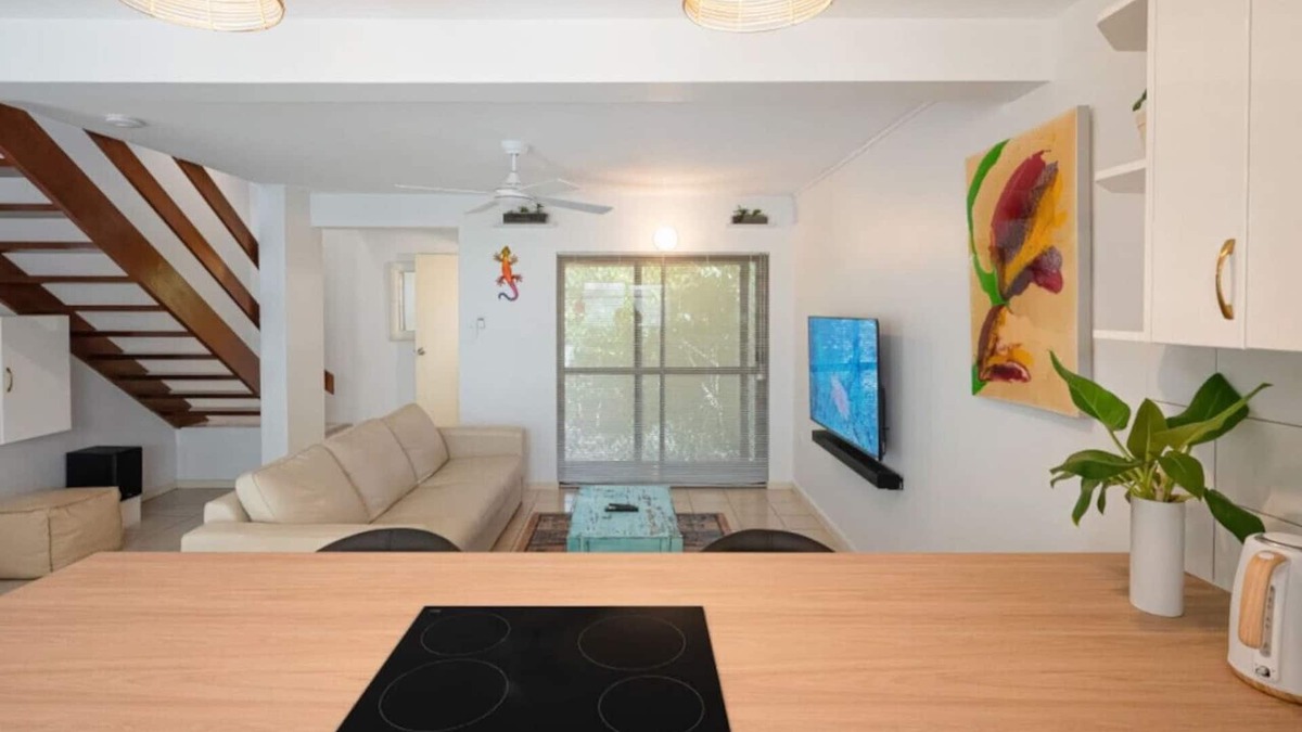 Cairns North House | 2 bedroom, 1 bathroom Townhouse