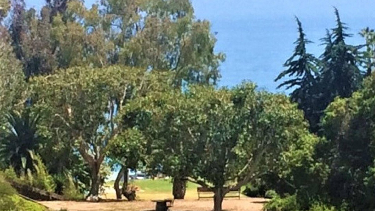 San Clemente Apartment | 2 bedroom/2 bath - coastal canyon ocean view; walk to beach, pier and downtown!