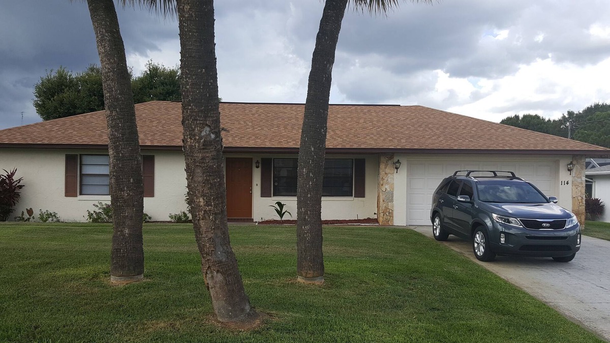 Placid Lakes House | 2 Bedroom 2 Bath on the 4th Canal that leads to beautiful Lake June