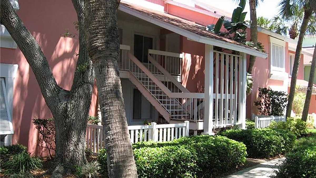 Bayview Condo | 2-bedroom/2-bath condo 9 min to Downtown St, Petersburg & 5 min to Gulport