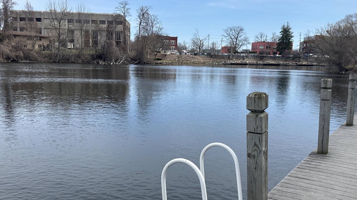 Traverse City Condo | 2 bedroom 2 bathroom Condo in Downtown Traverse City