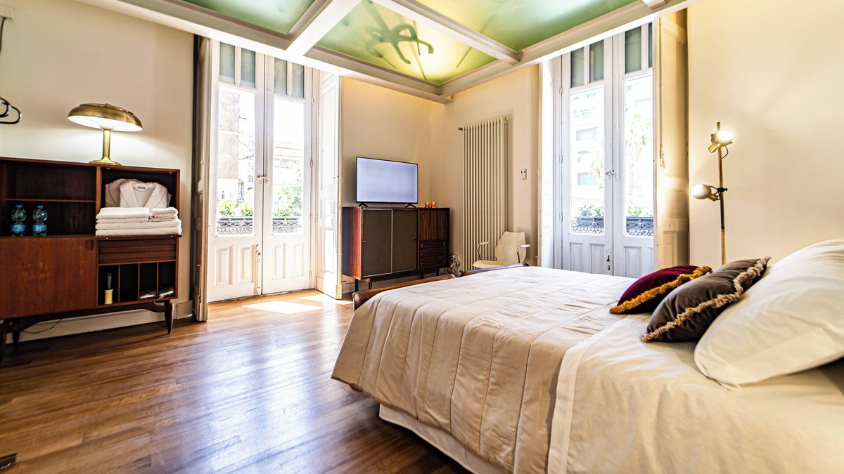 Borgo-Sanzio Apartment | 2 bedroom 2 bathroom apartment Catania, Vintage Living Art & Design