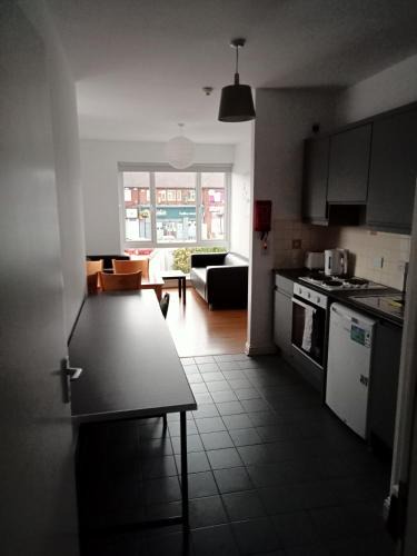 Whitehall Apartment | 2 Bedroom, 2 Bathroom Apartment