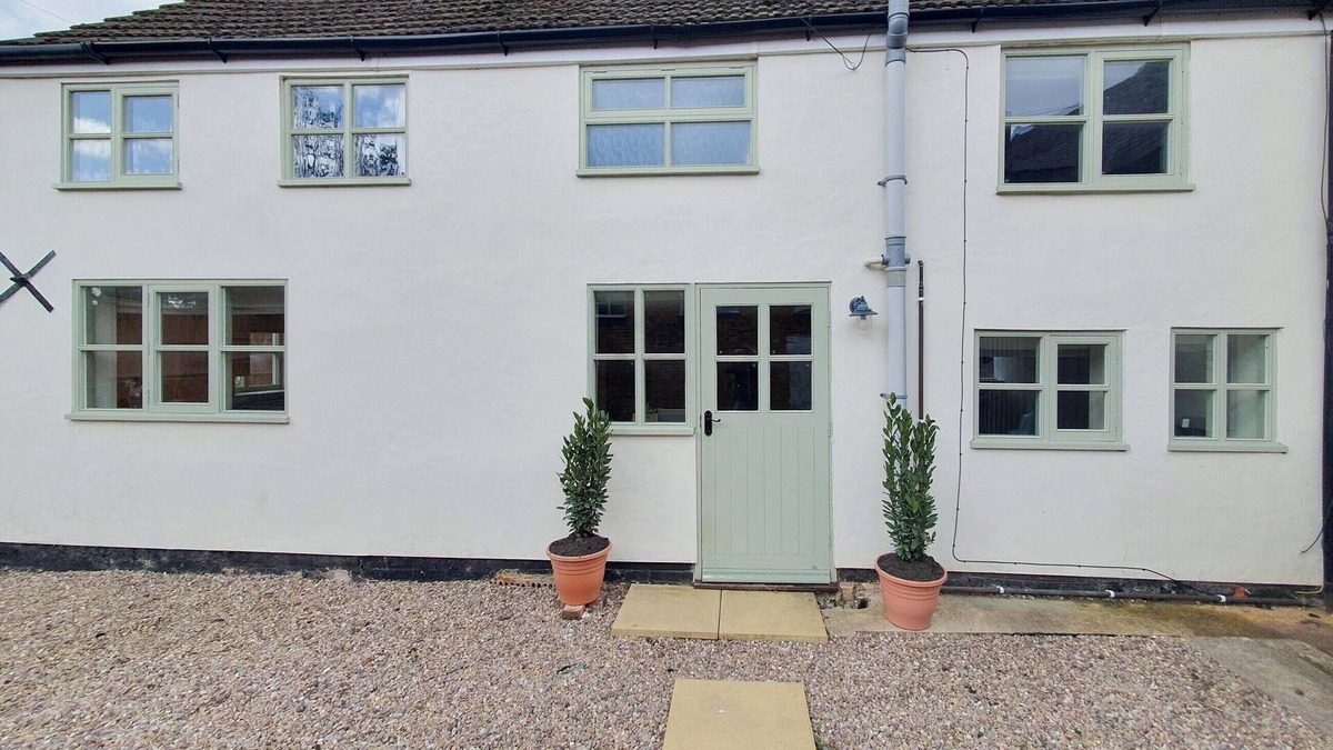 Market Harborough Cottage | 2 bedroom accommodation in Lubenham, near Market Harborough