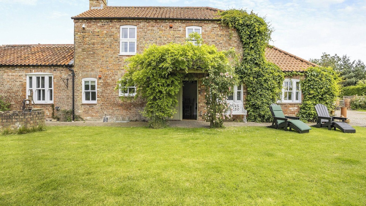 Burgh le Marsh Cottage | 2 bedroom accommodation in Burgh Le Marsh