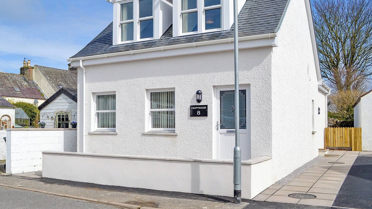 Wigtown Cottage | 2 bedroom accommodation in Wigtown, near Newton Stewart