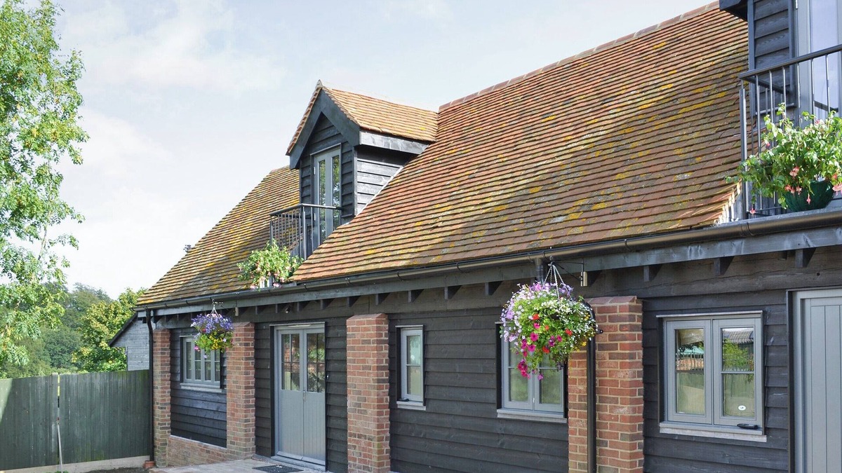 Five Oak Green Cottage | 2 bedroom accommodation in Pembury, near Tunbridge Wells