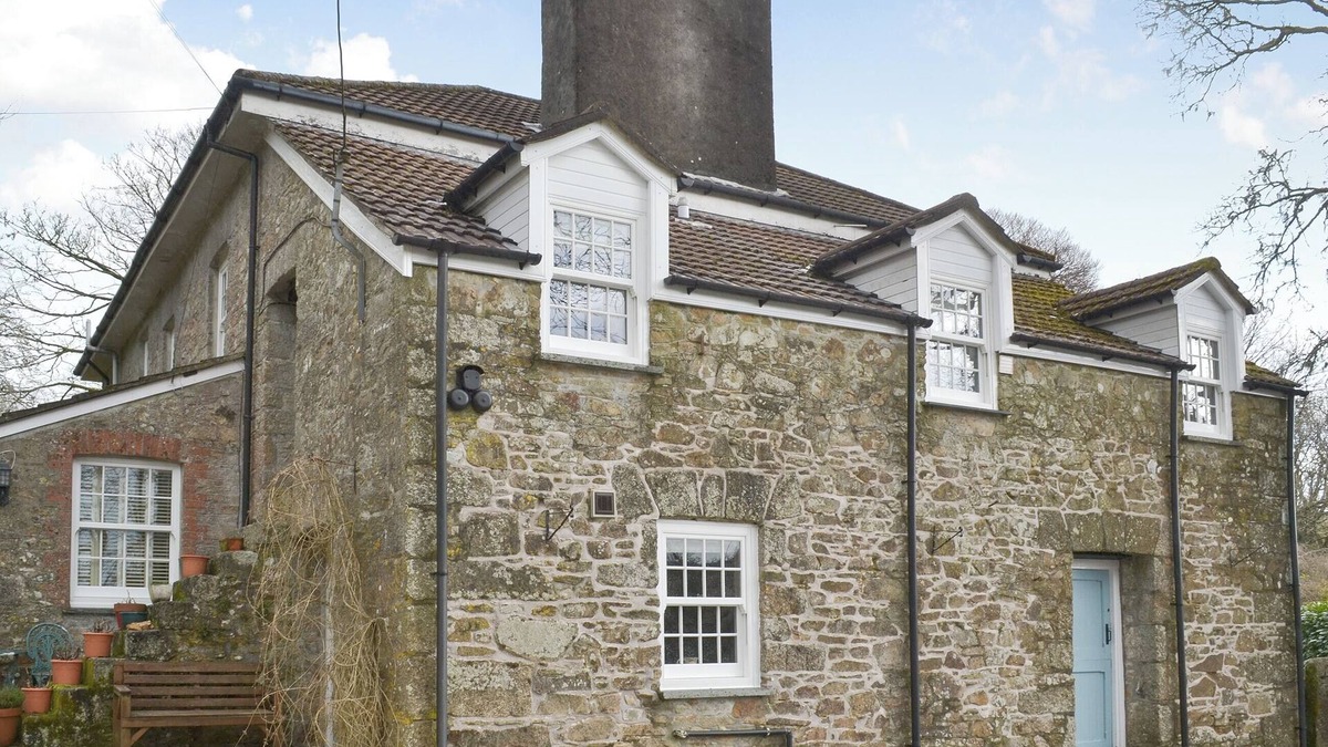 Lower Trengale Cottage | 2 bedroom accommodation in North Trekeive, near St Cleer